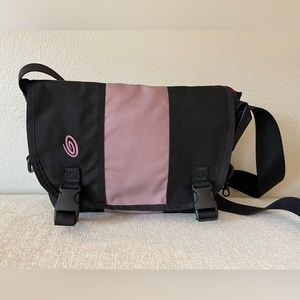 Timbuk2 crossbody mini bag